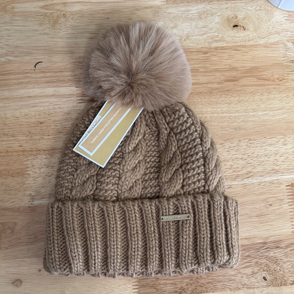 Michael Michael Kors Cable Knit Fully Lined Pom Beanie (Camel)